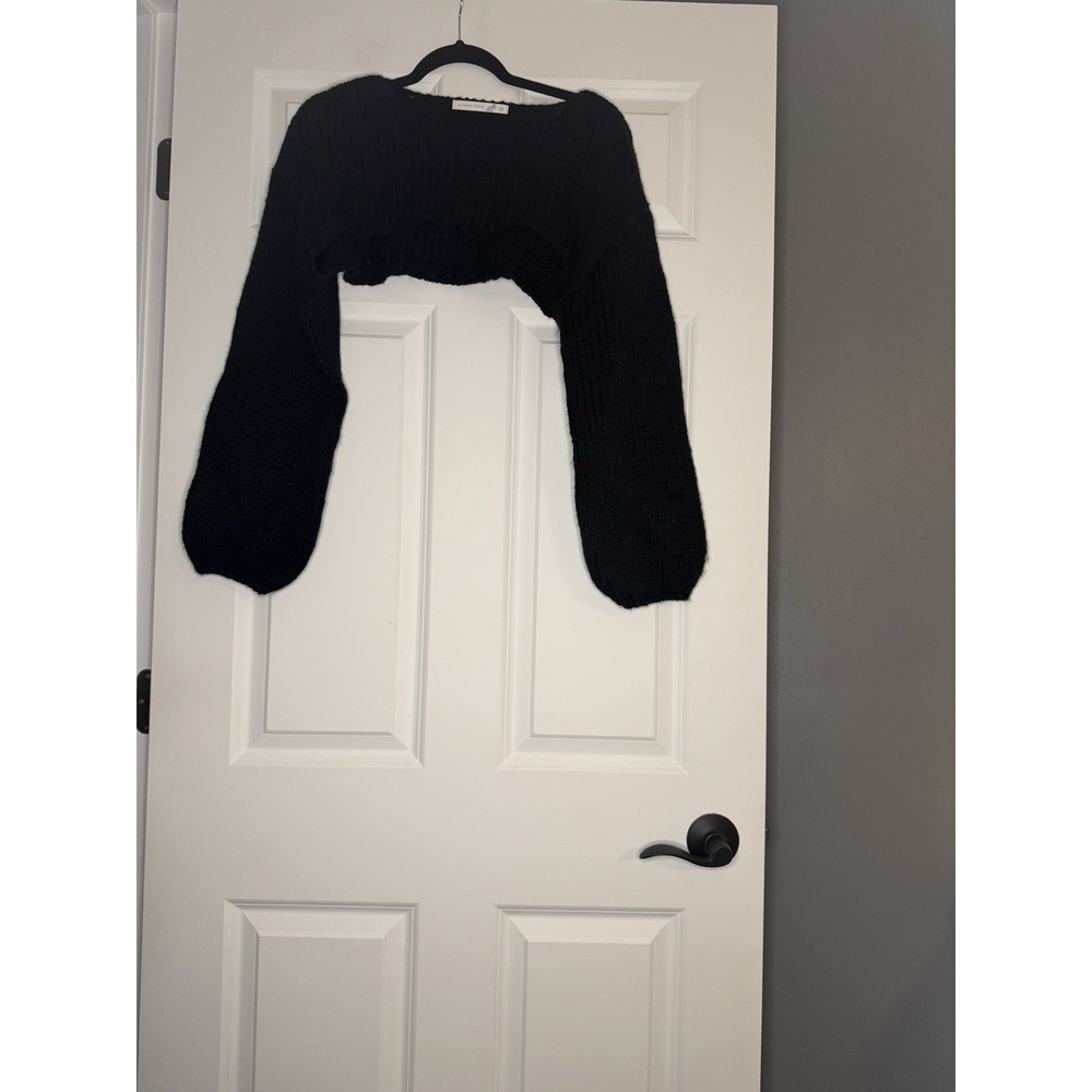 Altar'd State Kenna Pullover Cropped Knit Bolero Shrug M/L Black Nwt